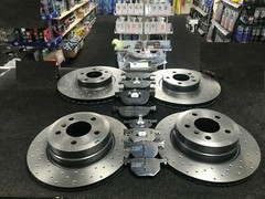 FOR BMW X5 F15 3.0 XDRIVE 40D M SPORT FRONT REAR DRILLED BRAKE DISCS & PADS SET