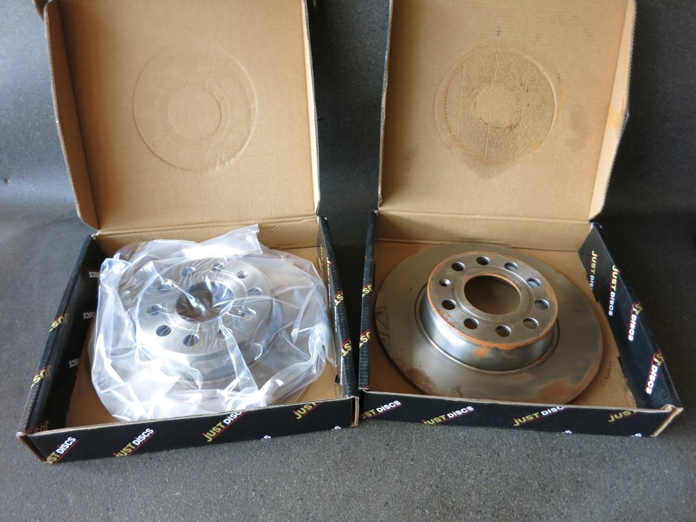 Audi Q2 Rear Brake Discs Pair 272mm Diameter 48mm height