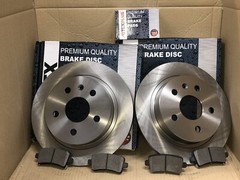 Rear Brake Discs + Pads For Vauxhall Insignia 2008-2017…..Solid Discs