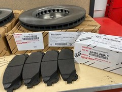 2011-2020 TOYOTA SIENNA FRONT & REAR NEW BRAKE ROTORS & OEM BRAKE PADS