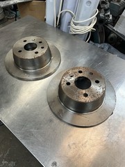 Vauxhall / Opel Astra F Rear Brake Discs (Pair) D761 – New Old Stock NOS